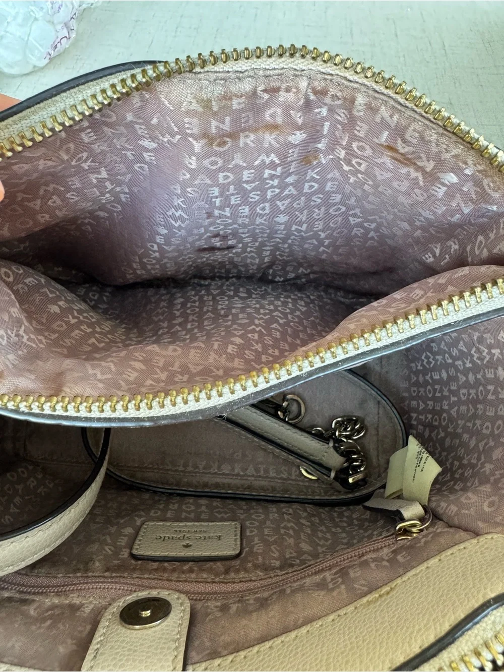 Kate Spade New York Mini Koma Pebbled Leather Bag warm beige WKRU5650